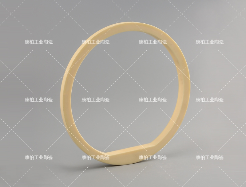 氧化鋁陶瓷容易碎裂嗎？如何提升其抗沖擊性能？